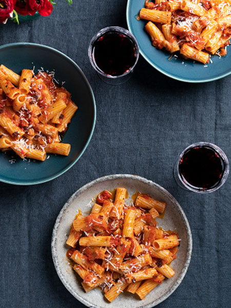 Pasta Amatriciana with WO Sauce